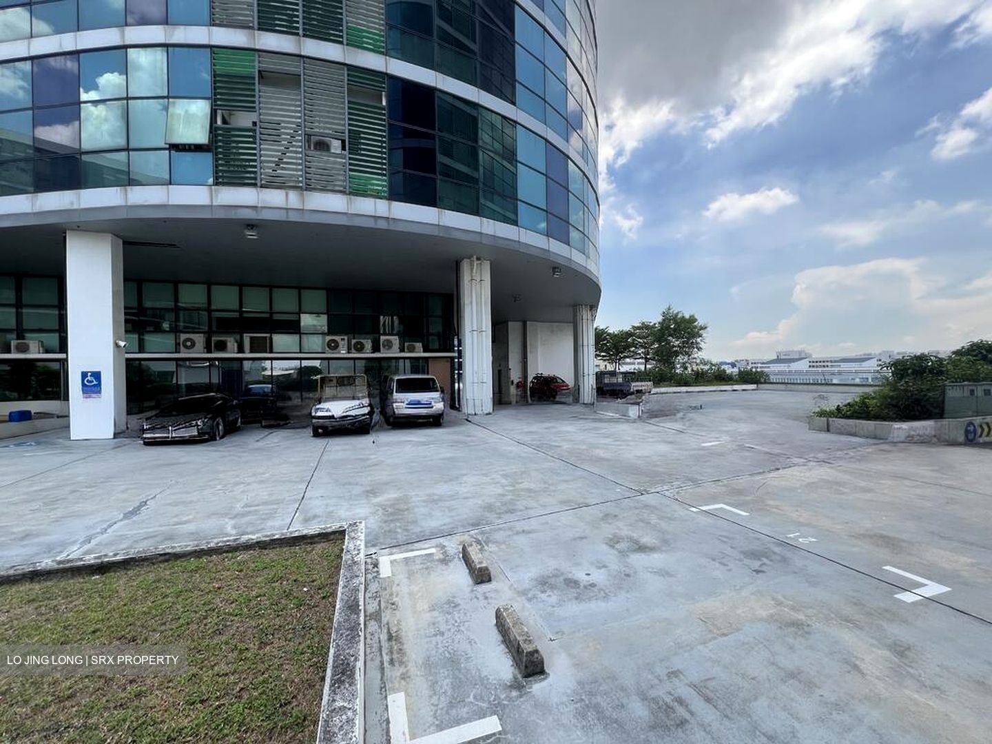 Oxley Bizhub (D14), Factory #567431761